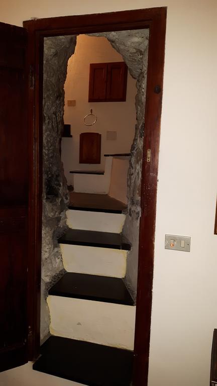 Torre Cepollini Hotel Albenga Kültér fotó
