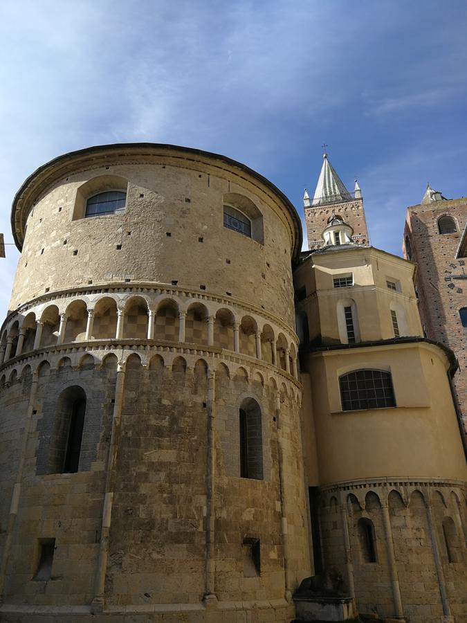 Torre Cepollini Hotel Albenga Kültér fotó